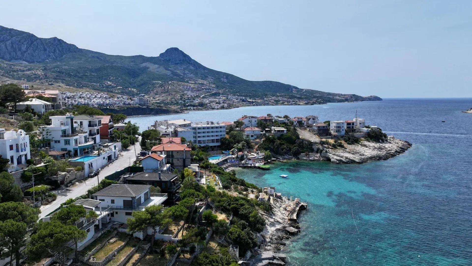Miromara Hotel Pool Bar Karaburun
