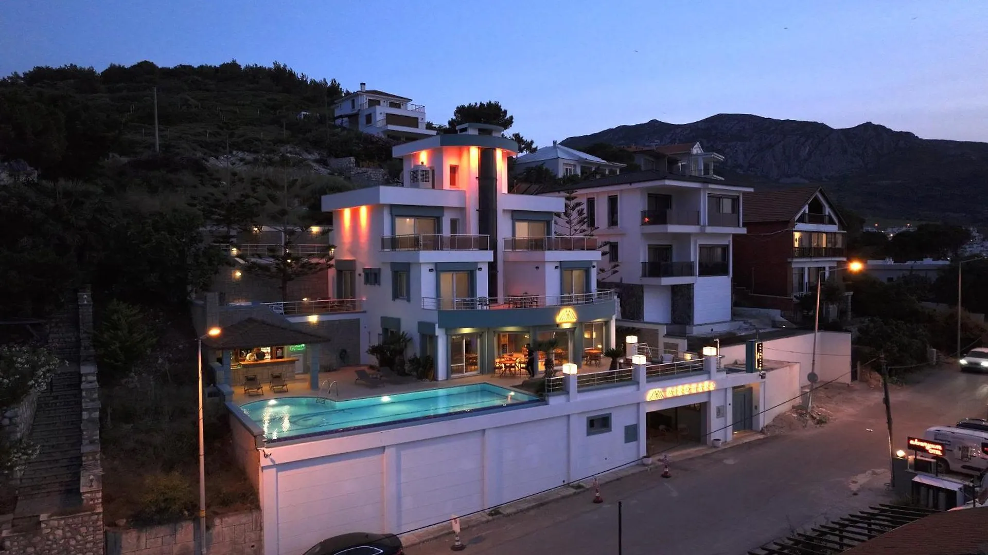 Miromara Hotel Pool Bar Karaburun  Turcia