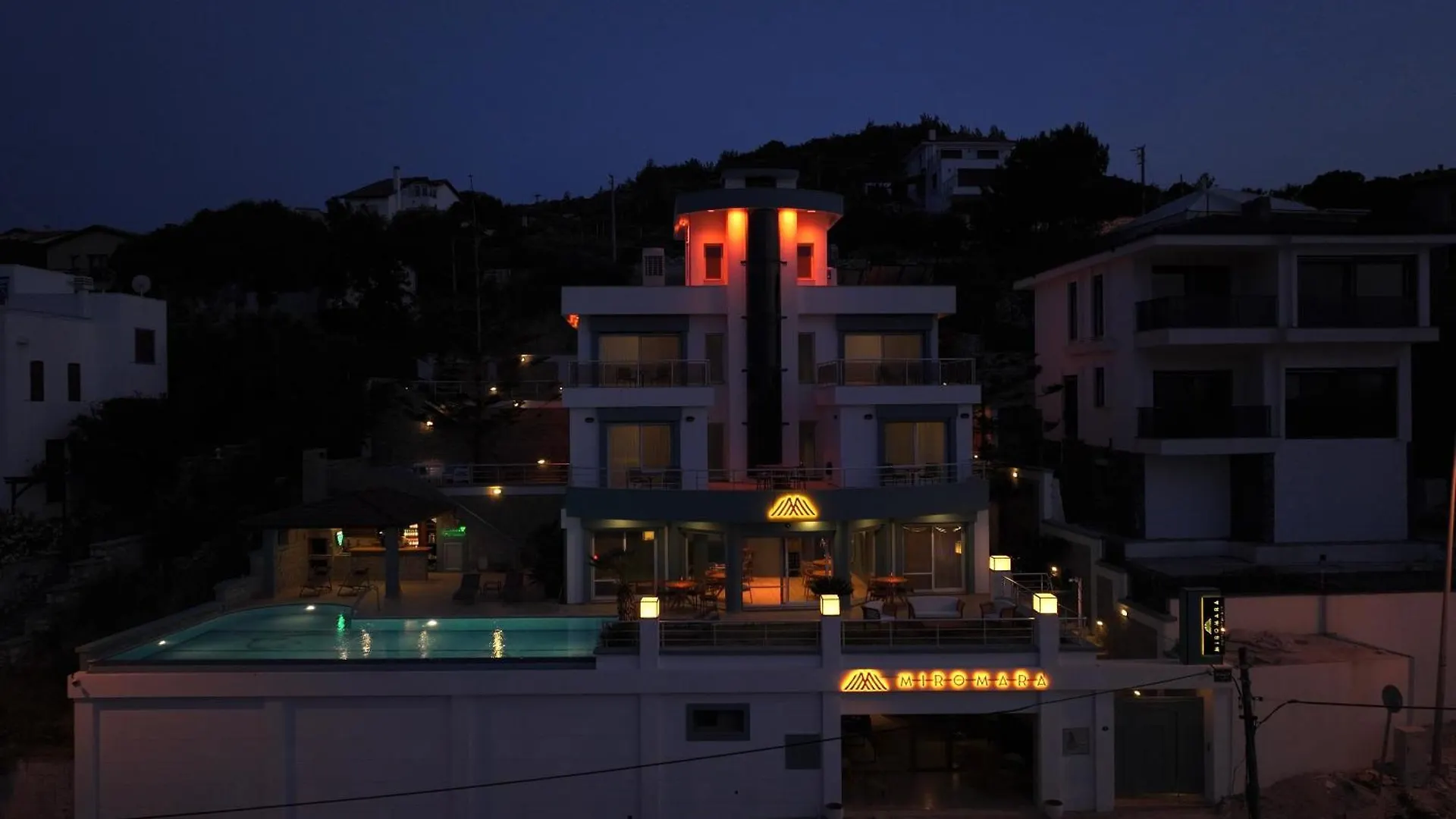 Miromara Hotel Pool Bar Karaburun  Karaburun (Izmir)